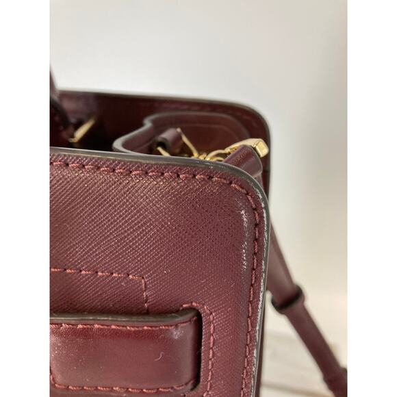 MICHAEL KORS, LARGE WINE SAFFIANO LEATHER CROSSBODY BAG - Picture 3 of 16